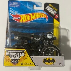 HOT WHEELS MONSTER JAM -  2013 BATMOBILE WITH MONSTER TRUCK FIGURE
